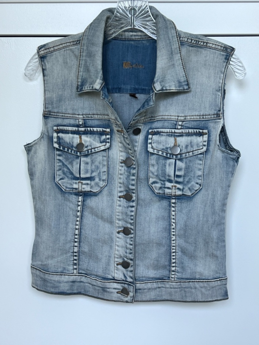 Kut from the Kloth Blue Denim women’s Vest